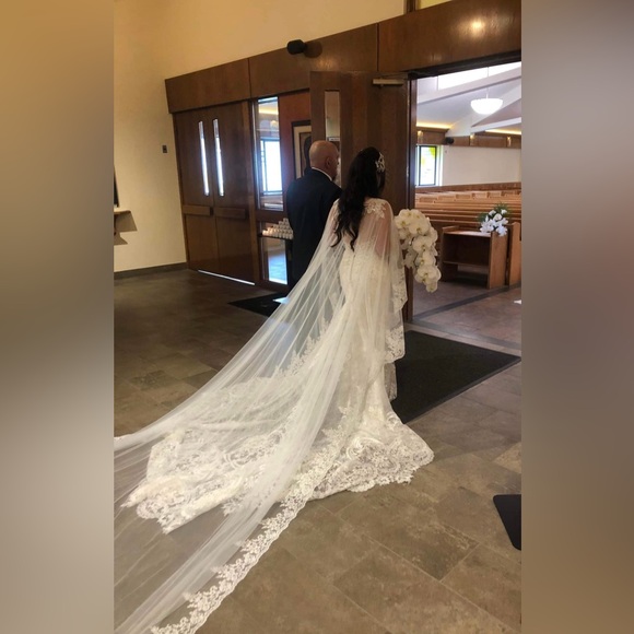 Martina Liana model 905-Ivory - Picture 3 of 3